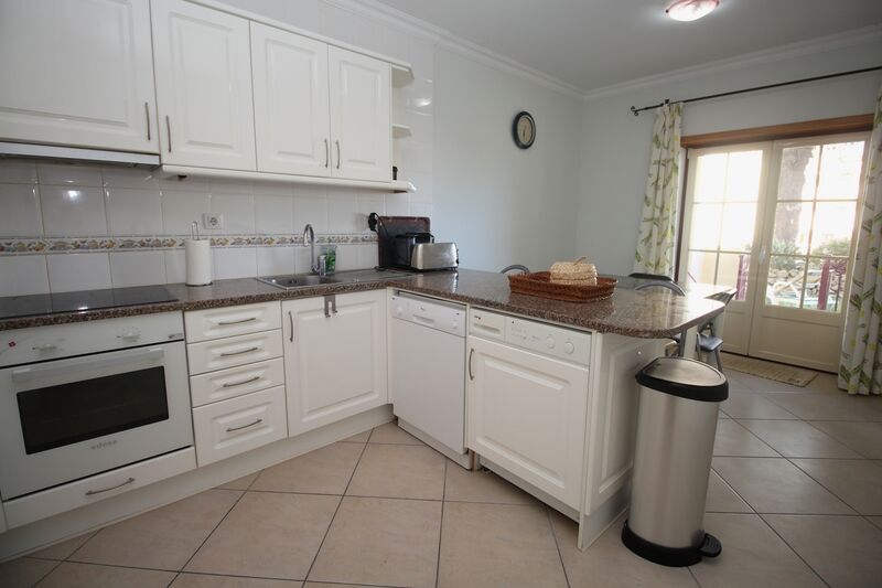 2 bedroom Apartment with swimming pool in Albufeira