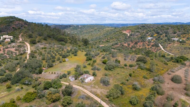 3 bedroom25 860 m²  Land plot in Loulé