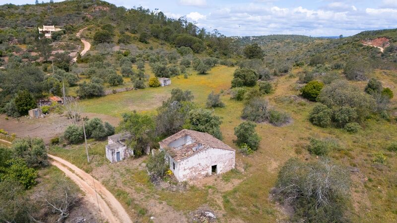3 bedroom25 860 m²  Land plot in Loulé