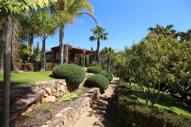 4 bedroom House with swimming pool in Albufeira