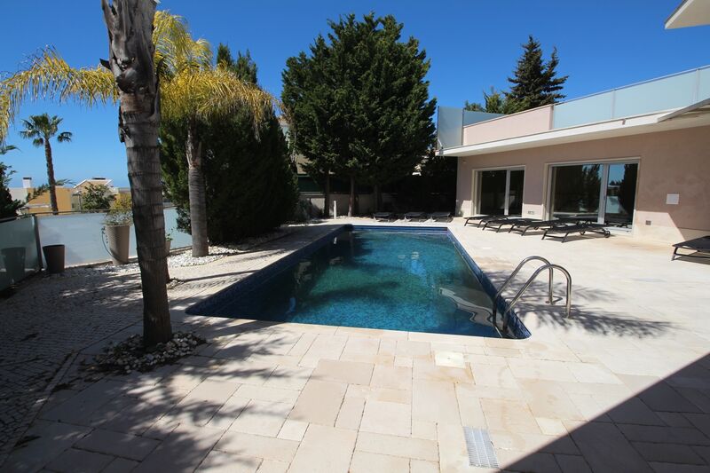 4 bedroom House with swimming pool in Albufeira