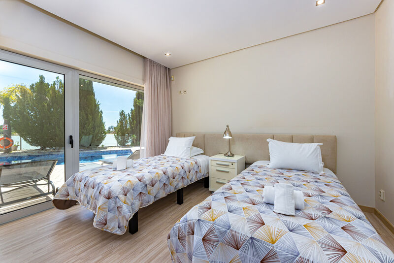 4 bedroom House with swimming pool in Albufeira