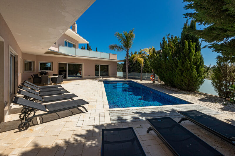 4 bedroom House with swimming pool in Albufeira