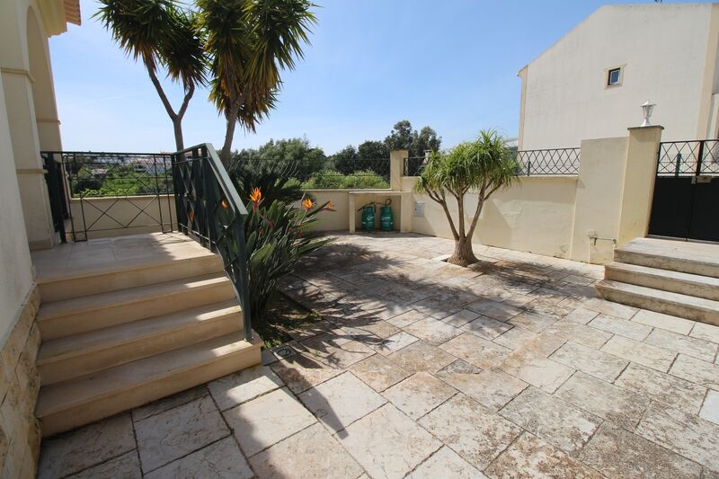 3 bedroom House with swimming pool in Albufeira