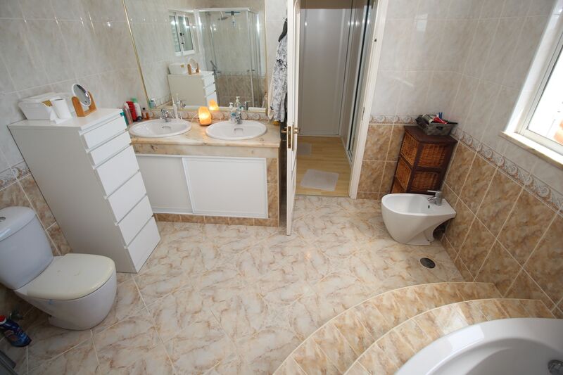 5 bedroom House with swimming pool in Albufeira