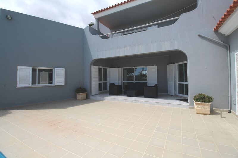 5 bedroom House with swimming pool in Albufeira