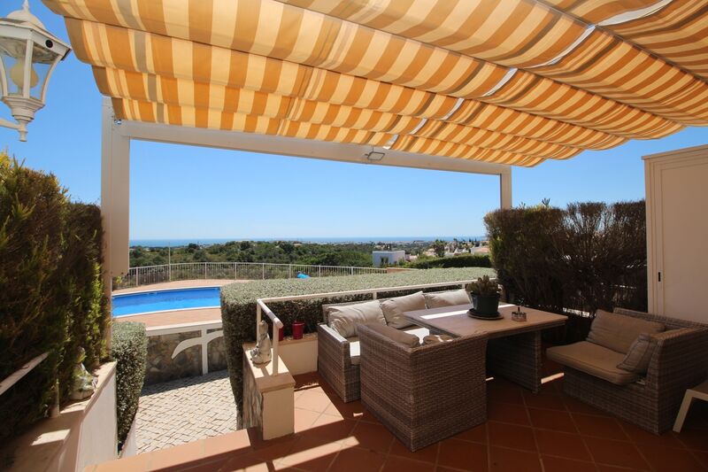 Moradia com 2 quartos e piscina em Albufeira