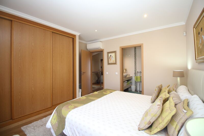 Moradia com 2 quartos e piscina em Albufeira