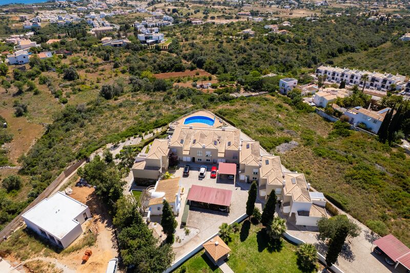 Moradia com 2 quartos e piscina em Albufeira