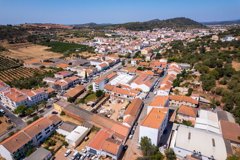  Commercial area in Silves