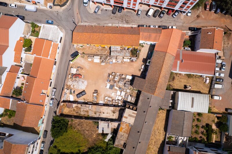  Commercial area in Silves