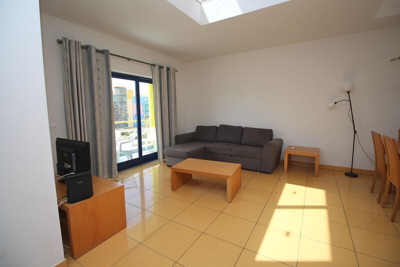 Apartamento com 2 quartos e piscina em Albufeira