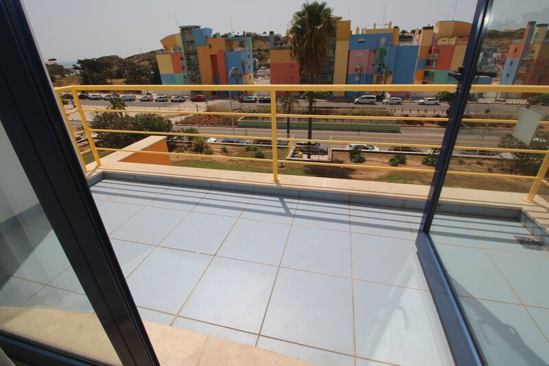 Apartamento com 2 quartos e piscina em Albufeira
