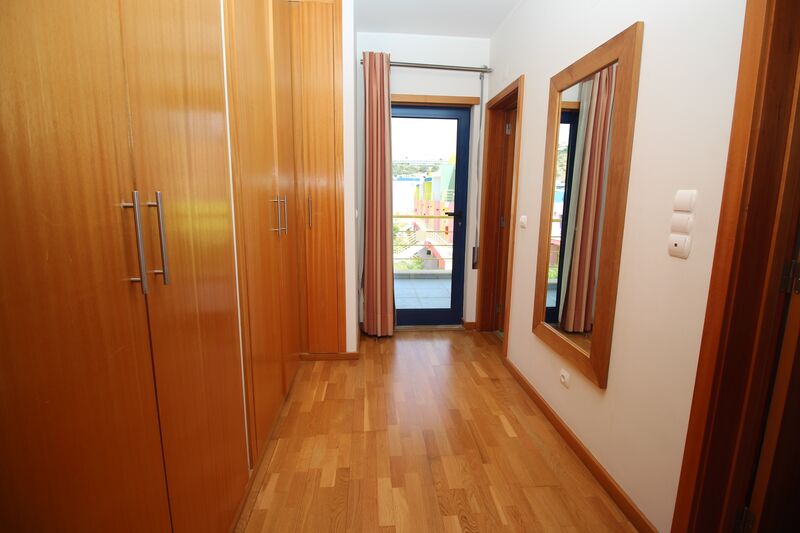 Apartamento com 2 quartos e piscina em Albufeira