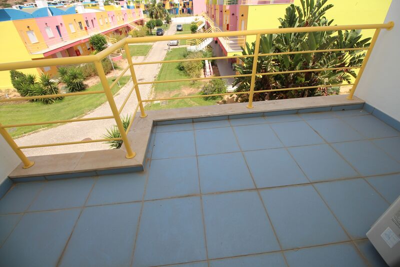 Apartamento com 2 quartos e piscina em Albufeira