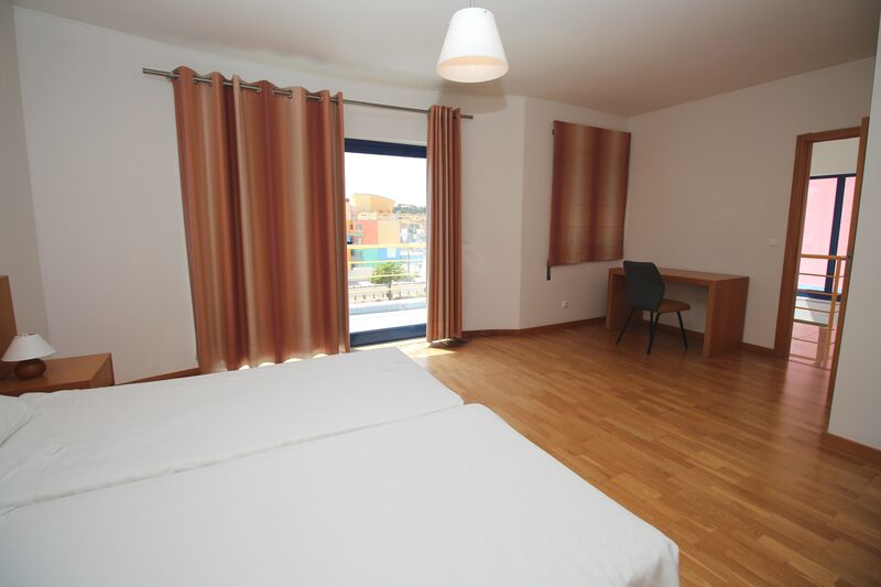 Apartamento com 2 quartos e piscina em Albufeira