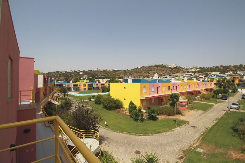 Apartamento com 2 quartos e piscina em Albufeira