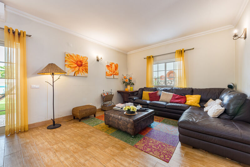 4 bedroom House with swimming pool in Albufeira