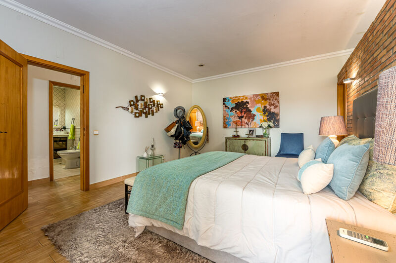 4 bedroom House with swimming pool in Albufeira