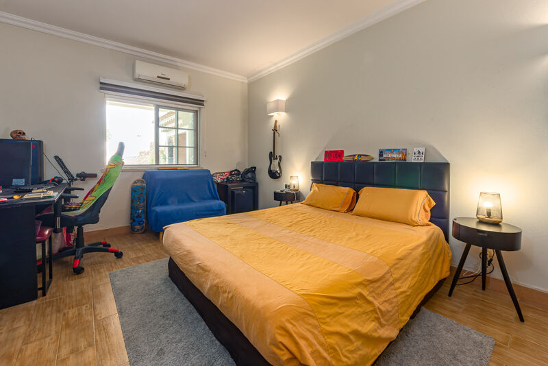 4 bedroom House with swimming pool in Albufeira