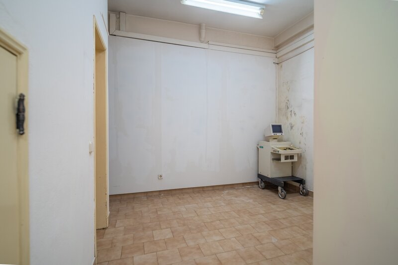  Commercial area in Silves