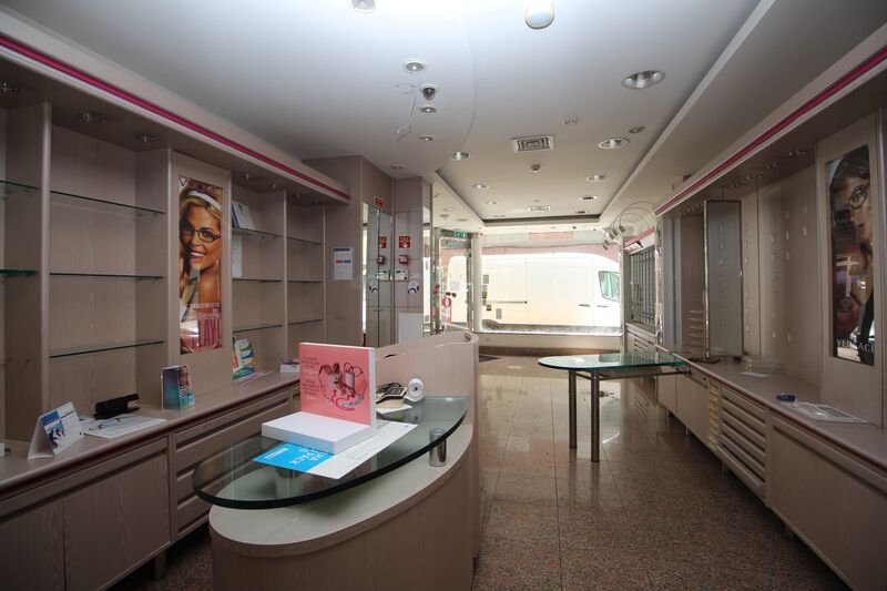  Commercial area in Silves