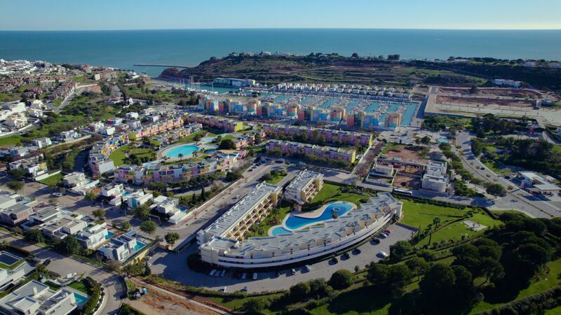 Apartamento com 67 m&sup2; e 1 quartos com piscina à venda em Albufeira, Algarve 