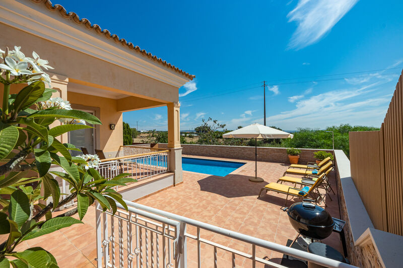 4 bedroom House with swimming pool in Albufeira