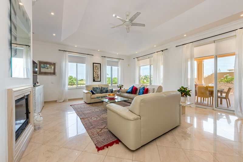 4 bedroom House with swimming pool in Albufeira