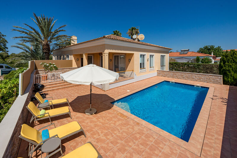 4 bedroom House with swimming pool in Albufeira