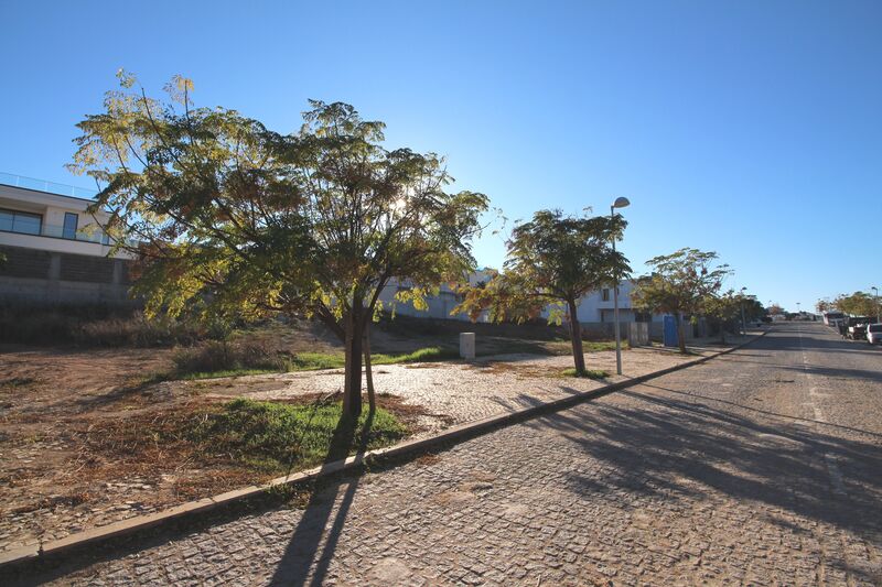 479 m²  Land plot with swimming pool in Albufeira