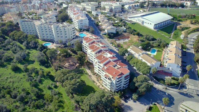 Apartamento com 2 quartos em Albufeira
