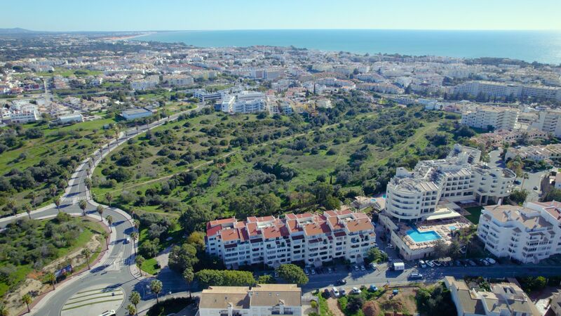 Apartamento com 125 m&sup2; e 2 quartos à venda em Albufeira, Algarve 