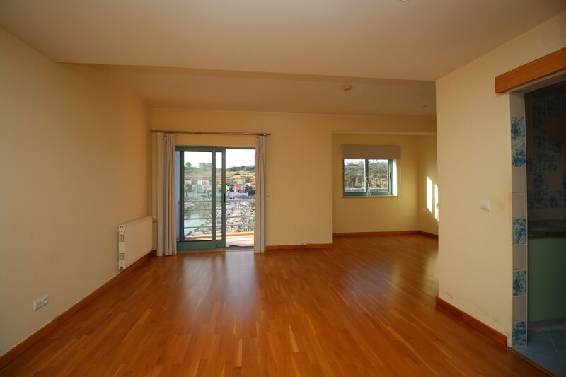 Apartamento com 2 quartos e piscina em Albufeira