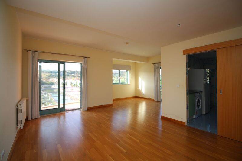 Apartamento com 2 quartos e piscina em Albufeira