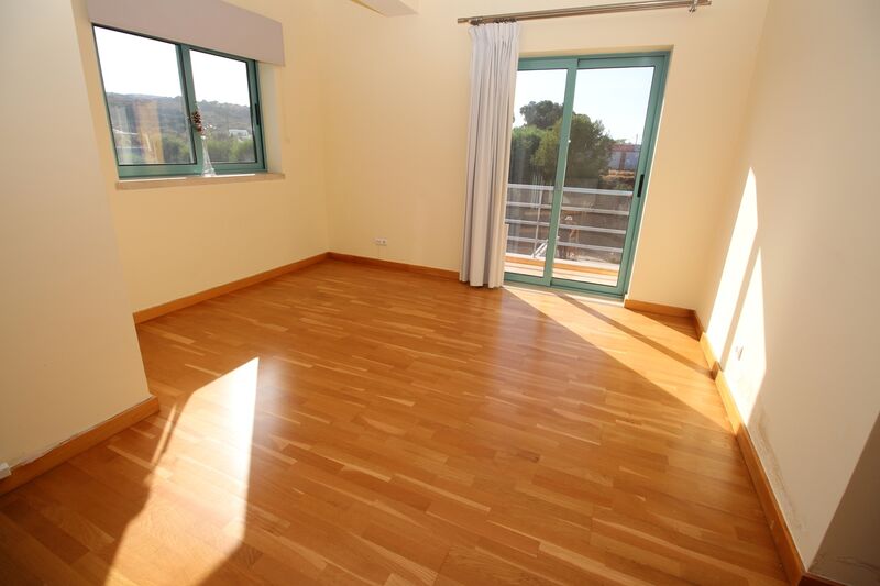 Apartamento com 2 quartos e piscina em Albufeira