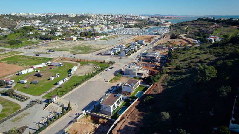 Moradia com 4 quartos e piscina em Albufeira