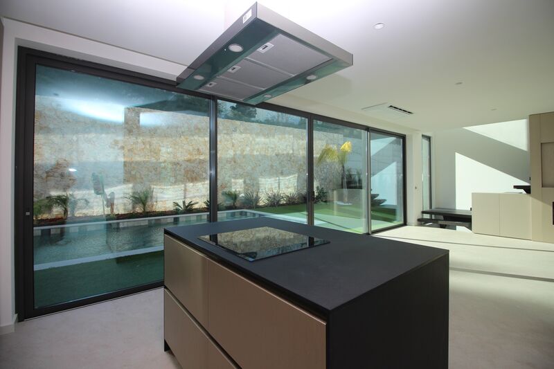 Moradia com 4 quartos e piscina em Albufeira