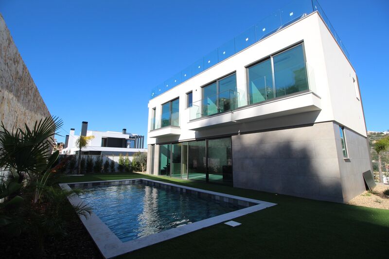 Moradia com 4 quartos e piscina em Albufeira