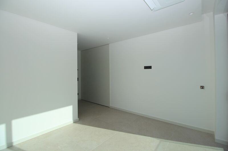 Moradia com 4 quartos e piscina em Albufeira