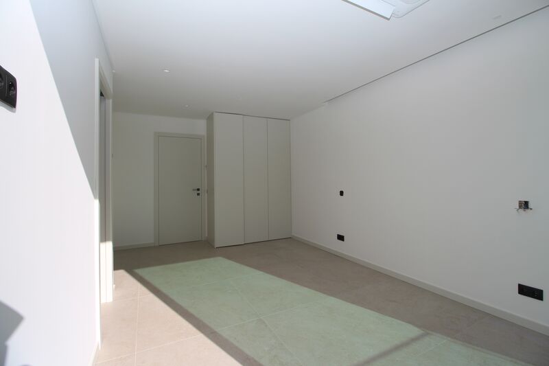 Moradia com 4 quartos e piscina em Albufeira