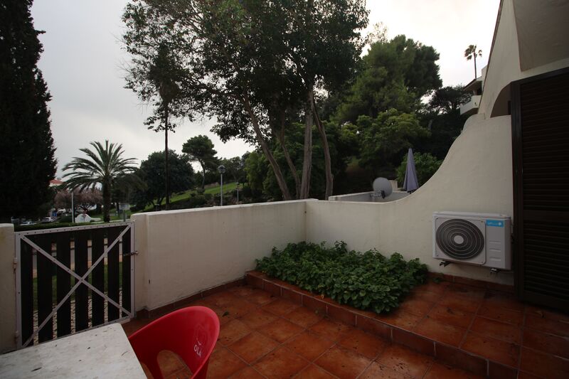  Apartment with swimming pool in Albufeira