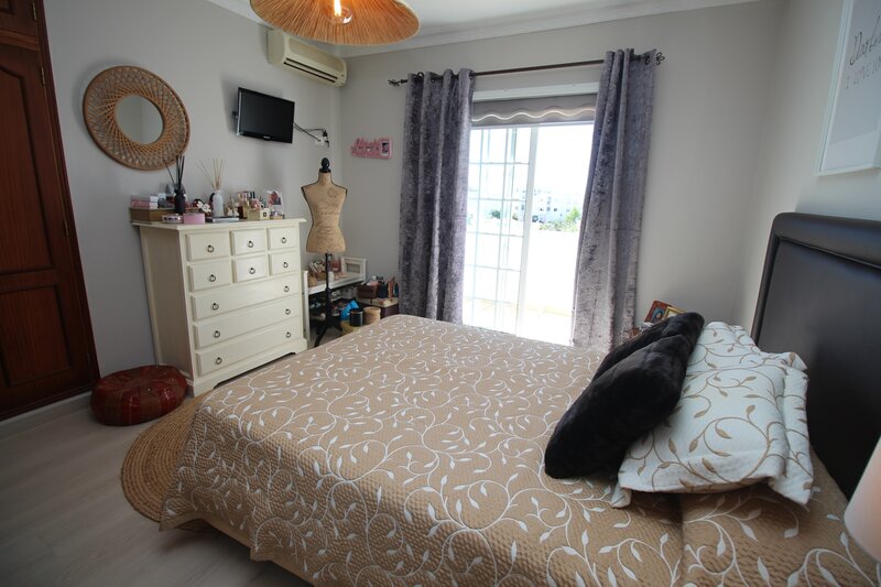 4 bedroom House with swimming pool in Albufeira