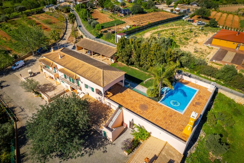 5 bedroom23 720 000 m&sup2; Land plot with swimming pool for sale in Albufeira, Algarve 