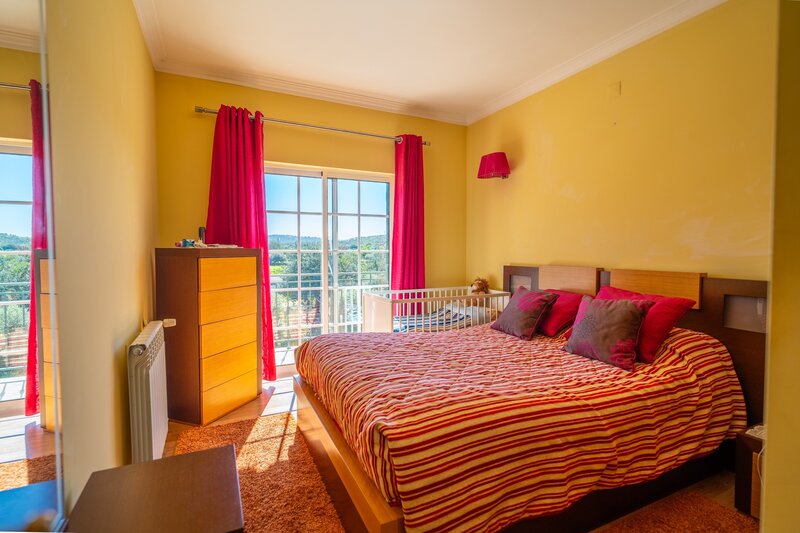 5 bedroom23 720 000 m&sup2;  Land plot with swimming pool in Albufeira