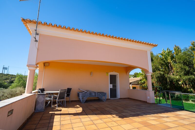 5 bedroom23 720 000 m&sup2;  Land plot with swimming pool in Albufeira