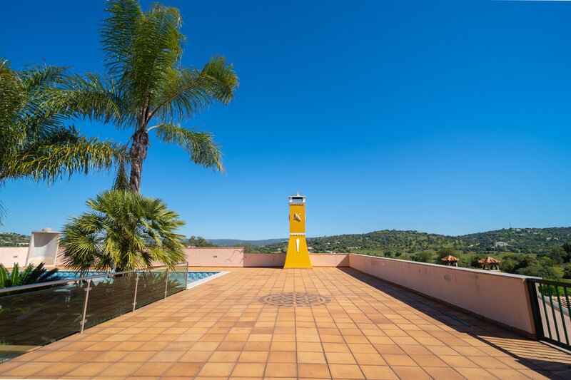 5 bedroom23 720 000 m&sup2;  Land plot with swimming pool in Albufeira