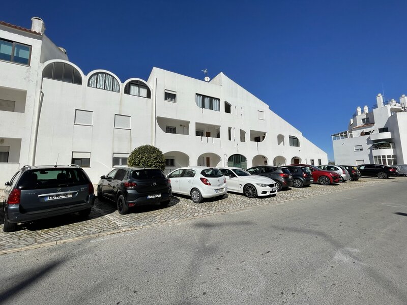 2-bedroom479m2-99m2-Apartment-for-sale-in-Albufeira-Algarve