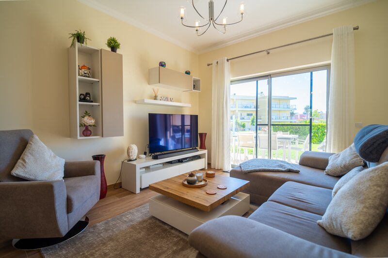 2 bedroom Apartment with swimming pool in Albufeira