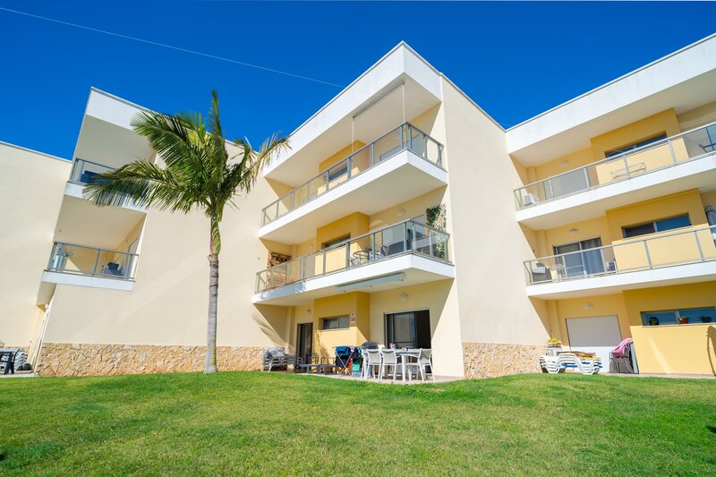 2 bedroom Apartment with swimming pool in Albufeira